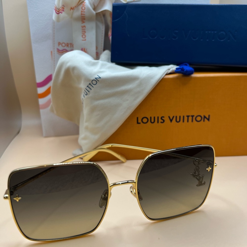 LV Charm Square Sunglasses